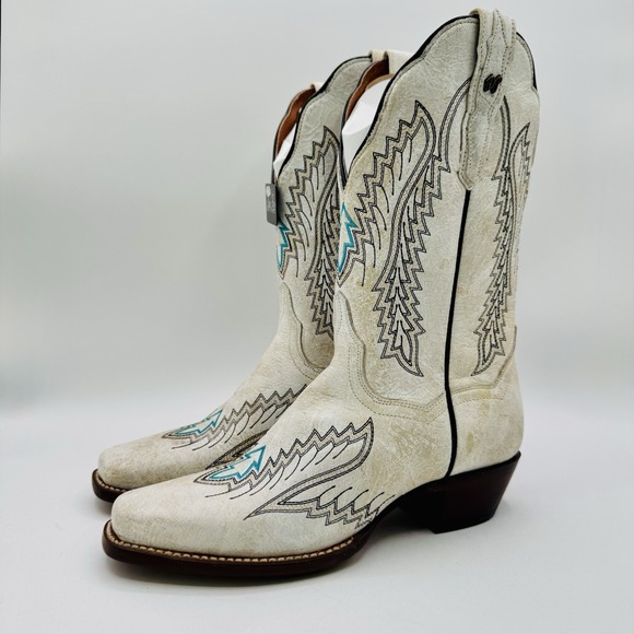 Dan Post Shoes - Dan Post Darcy Boots‎ Women's Size 7.5 Distressed White Leather Snip Toe